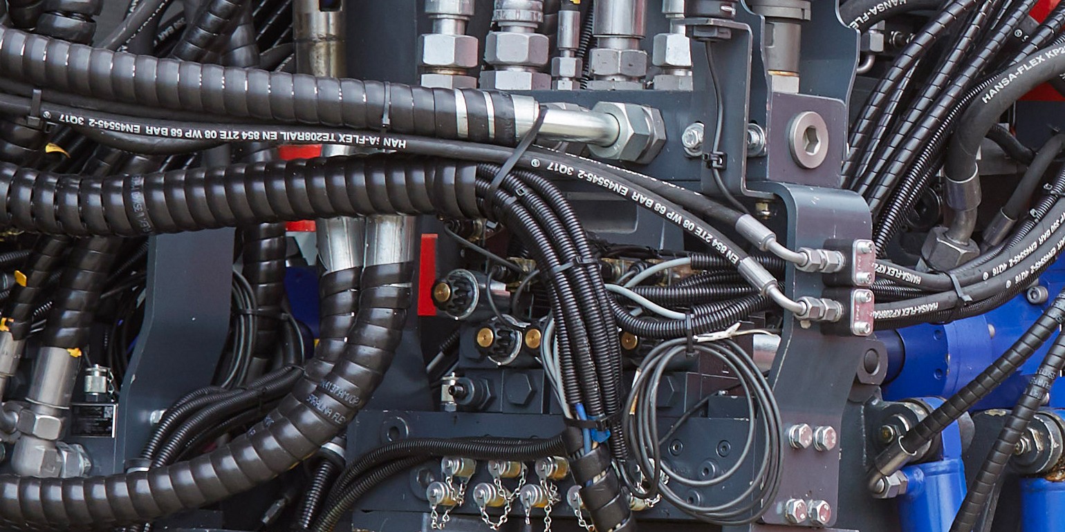 Delivering Hydraulic Hose and Fittings Tailored to Your Needs